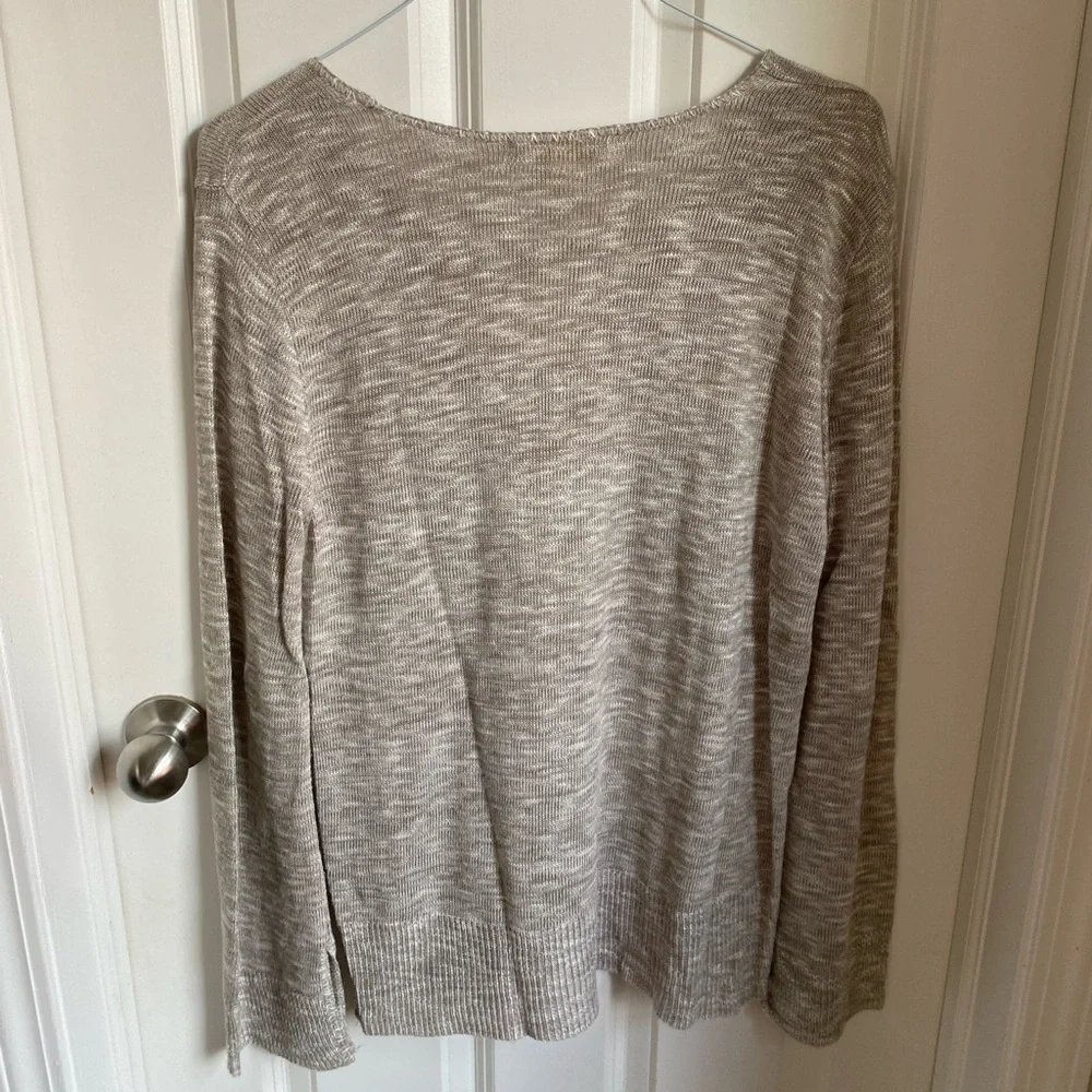 Francesca’s Miami Heathered Grey Criss Cross Flowy Split Hem Sweater 2016 Core